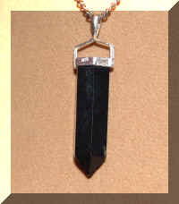 obsidian point.JPG (105016 bytes)