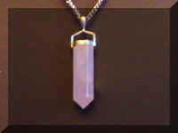 rose quartz point.JPG (115012 bytes)